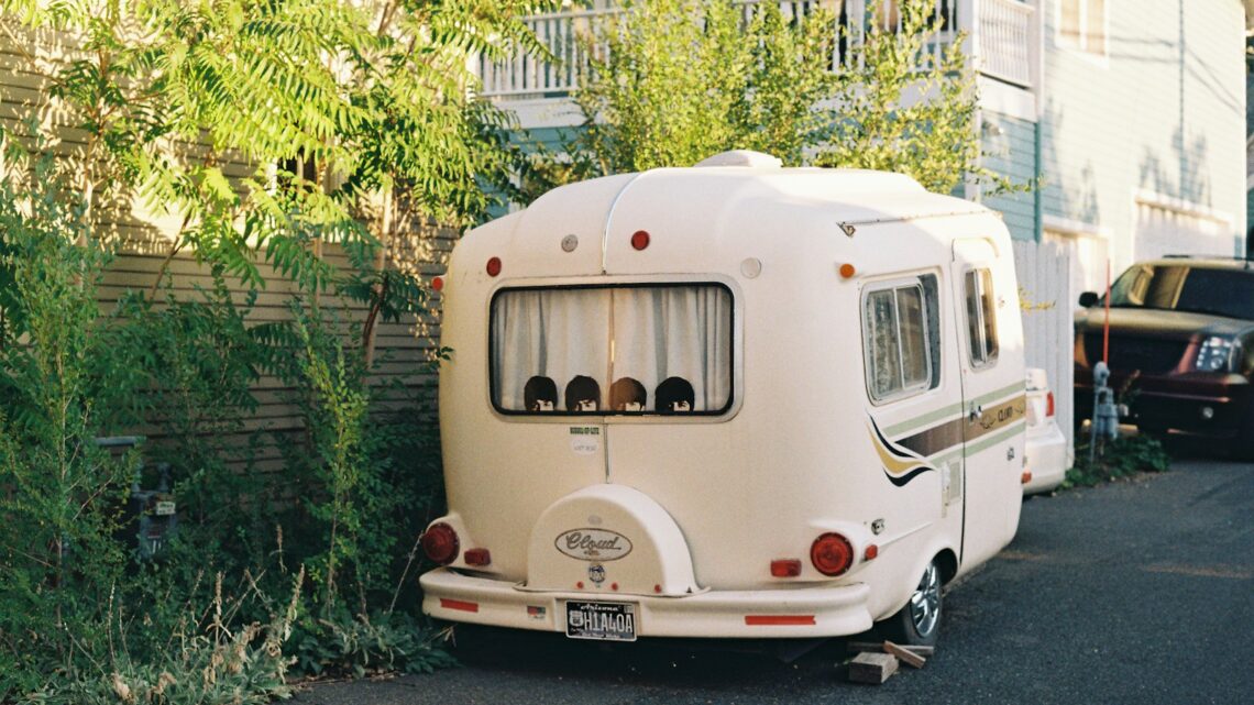 Remorque Dolly interdite en France : analyse des enjeux de sécurité routière