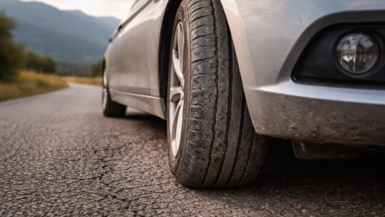 Pourquoi certaines marques de pneus sont à éviter pour votre véhicule